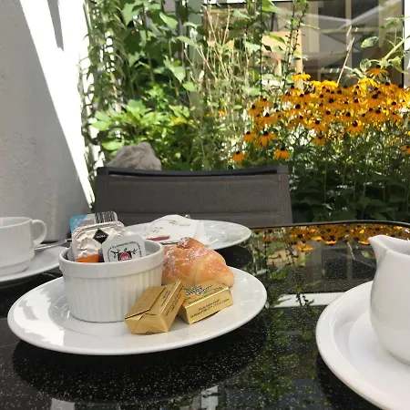 Hotel Garni Brugger 3*