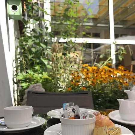 加尔尼布鲁格酒店 3*