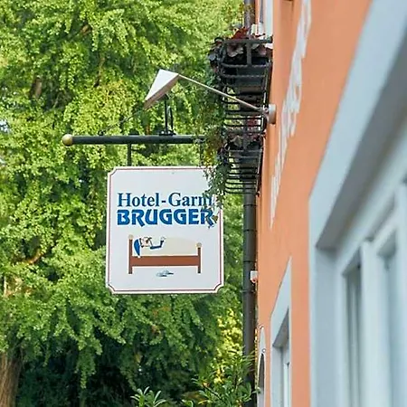 Garni Brugger Hotel 3*