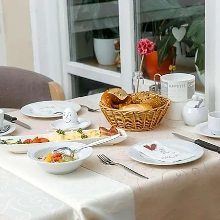 Garni Brugger Hotel 3*